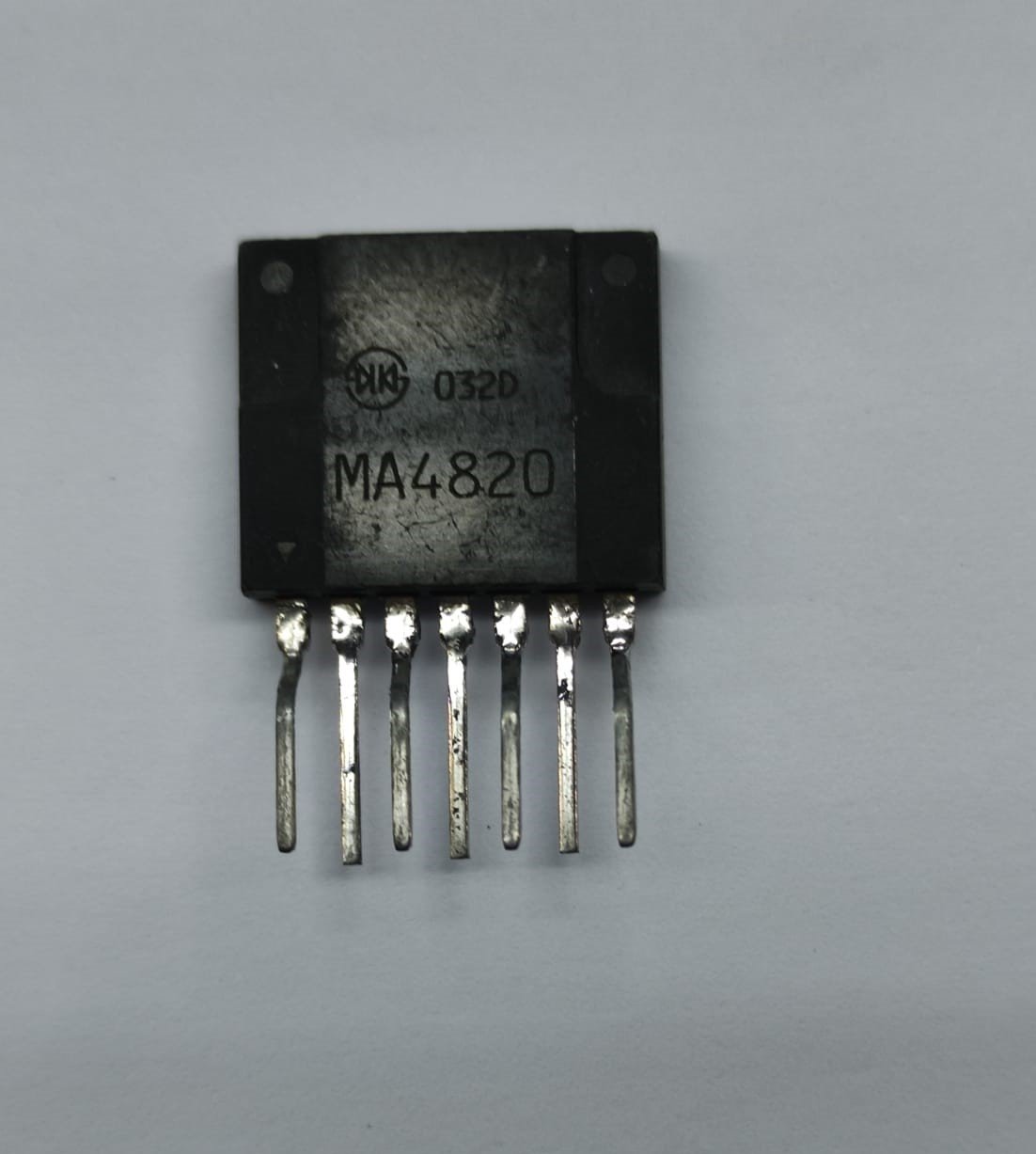 MA4820   ZIP-7   PMIC - SWITCHING CONTROLLER IC