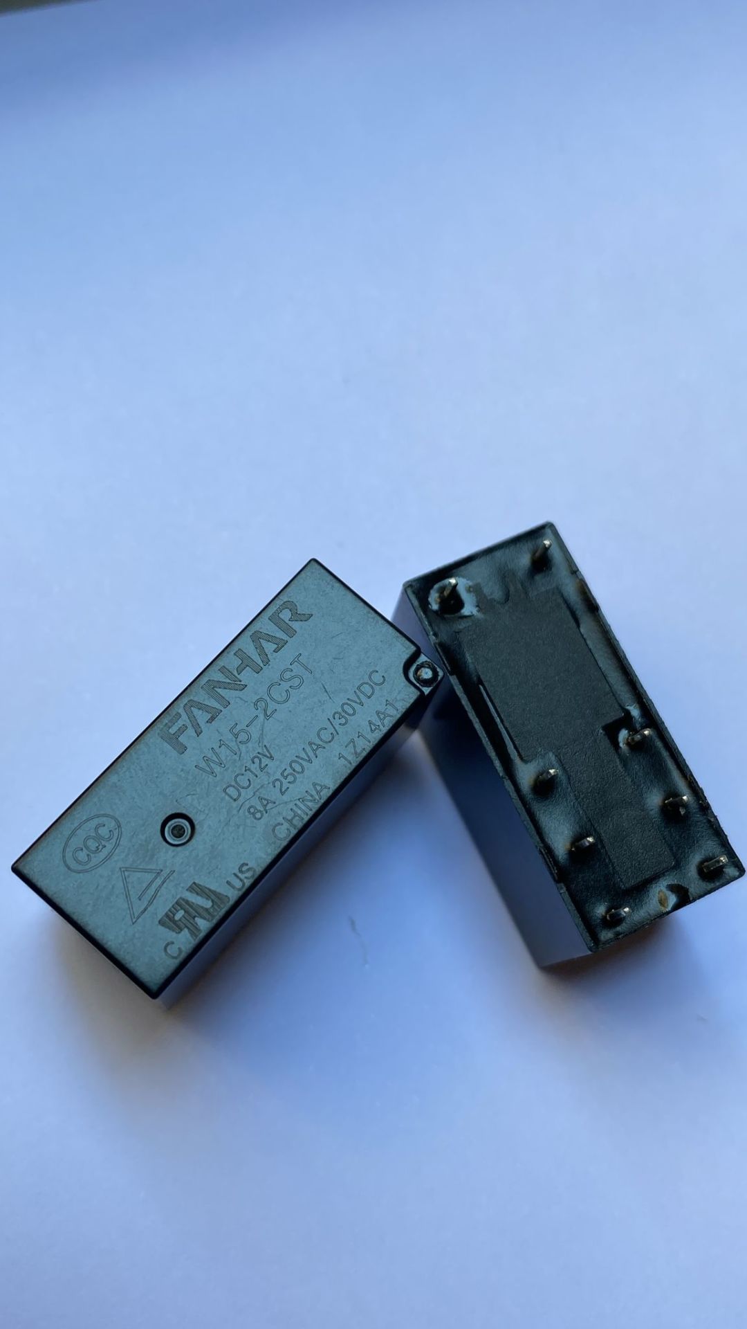 W15-2CST-DC12V   12VDC 8A   DPDT (2 Form C)   8 PİN   RÖLE