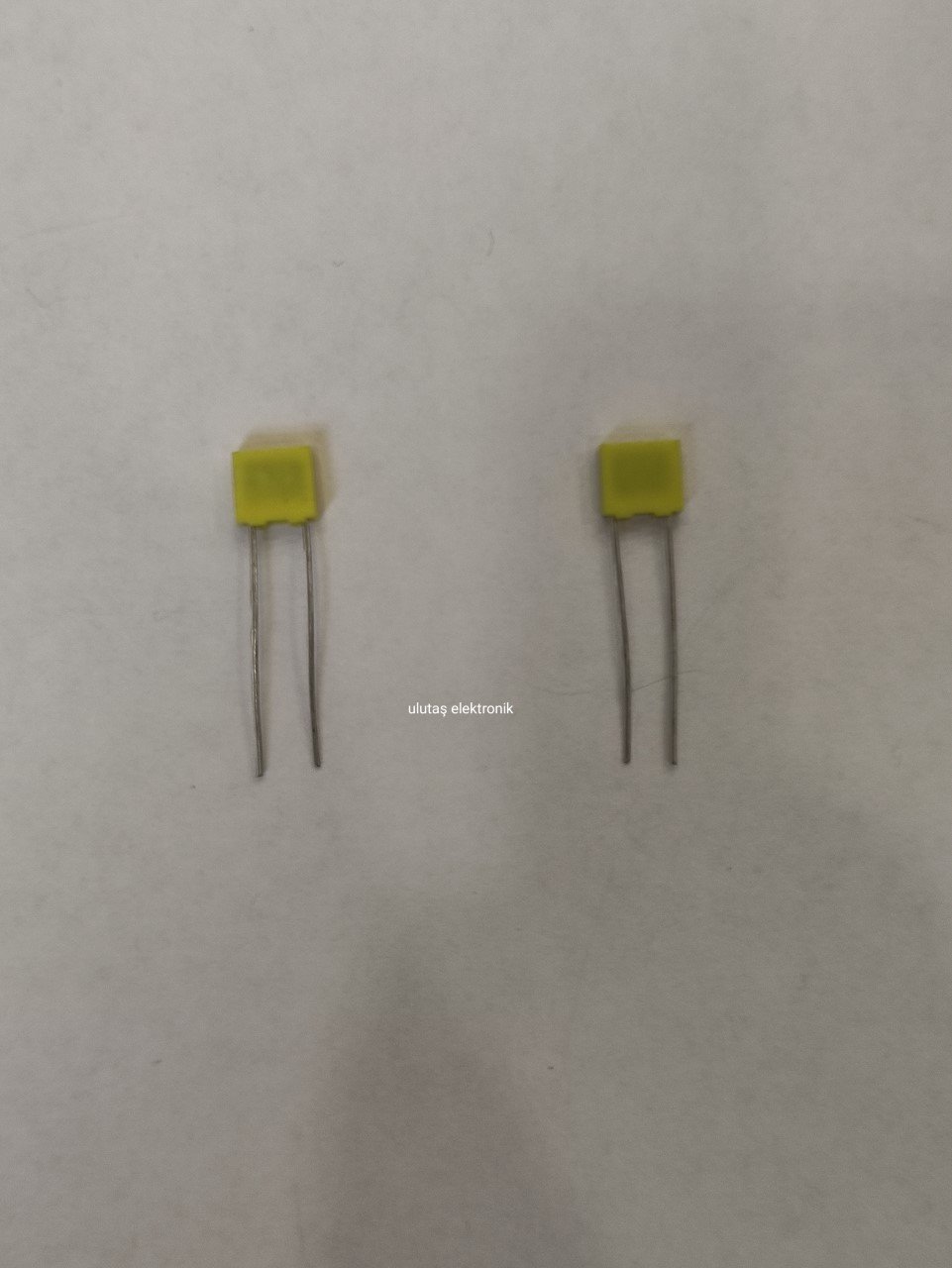 25 ADET - 100NF 100V (104J100) RM:5MM POLYESTER KONDANSATÖR