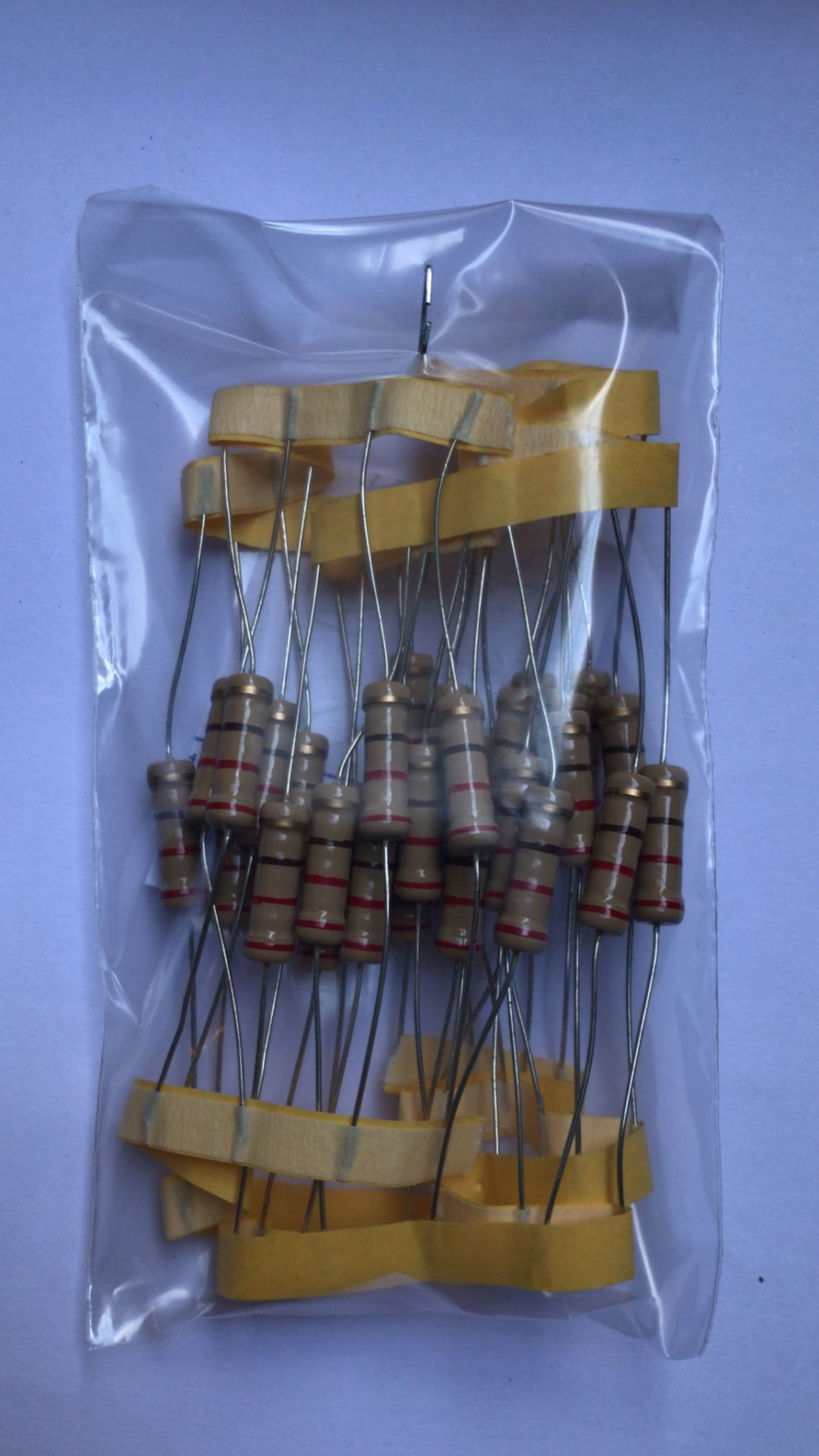 5 ADET - 220R 2W   KARBON DİRENÇ