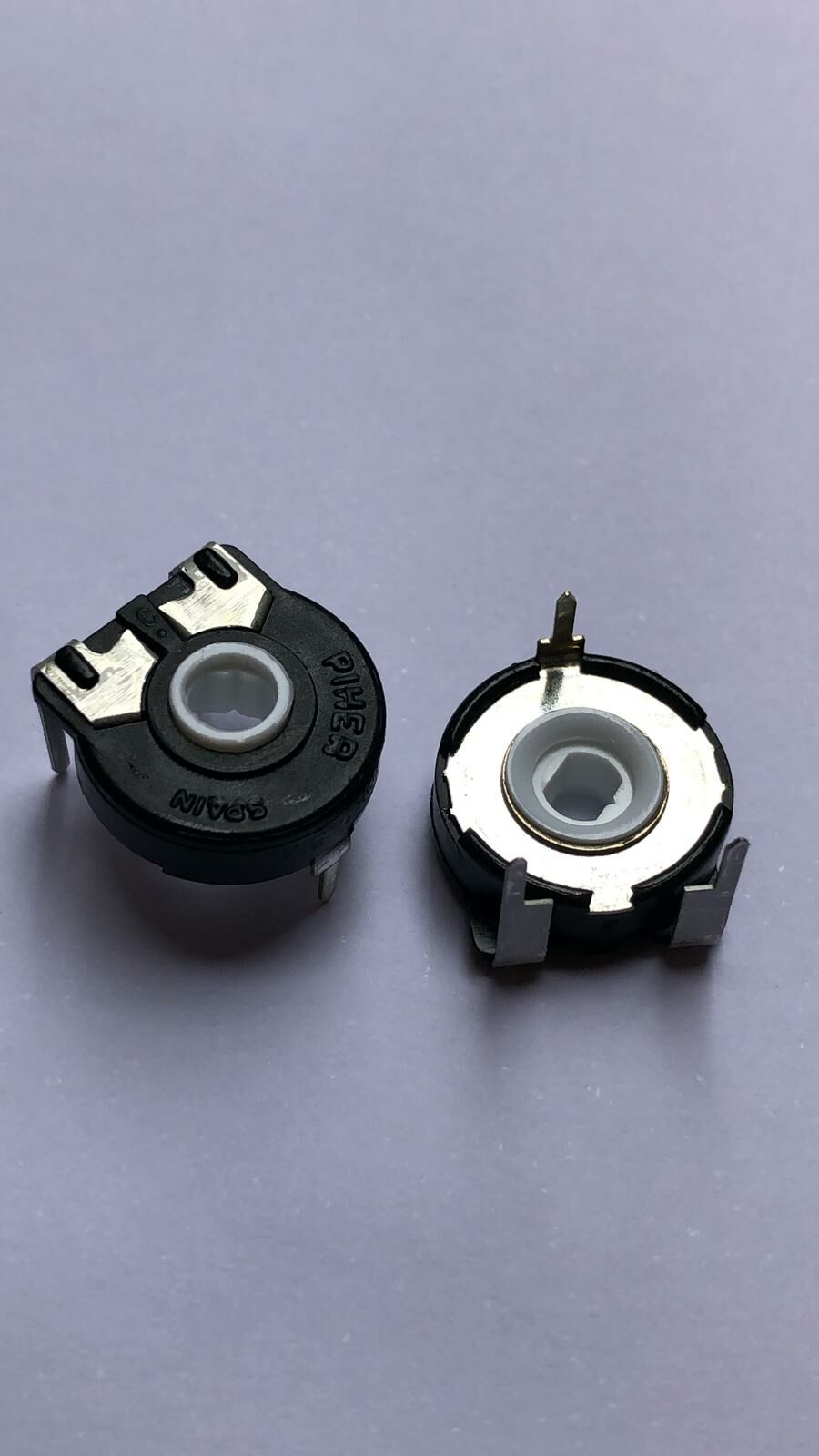 103A2020 10K TRİMPOT - PT15 BÜYÜK YATIK KAPALI (BYK) 10K 15MM 20% OVAL CARBON KOMBİ TRİMPOTU