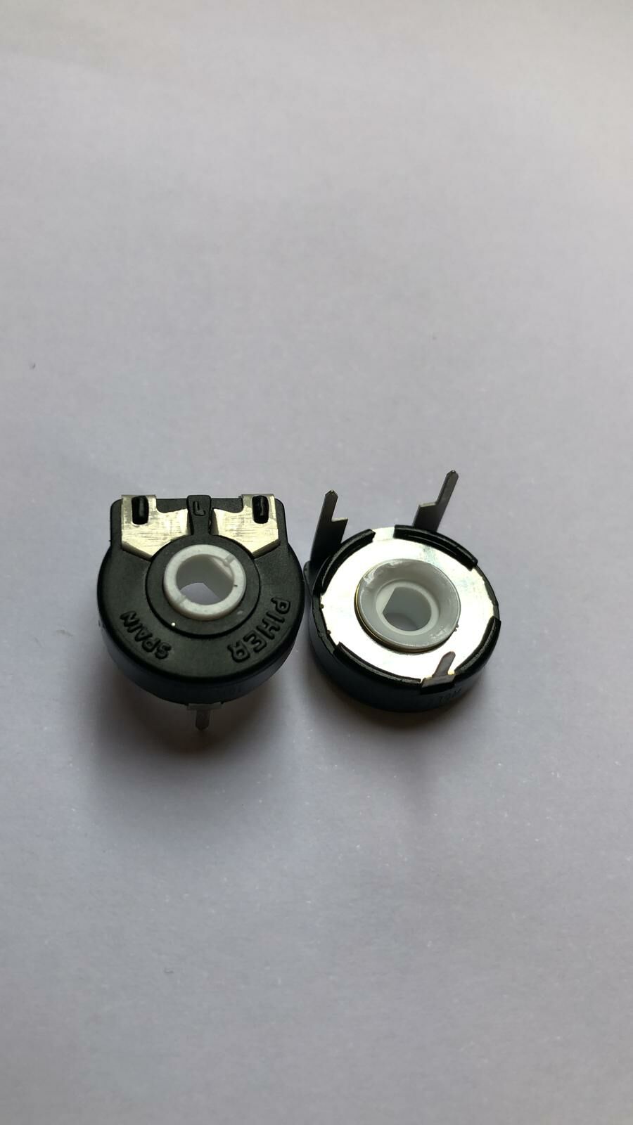 PT15RV15-103A2020-S - PT15 BÜYÜK YATIK KAPALI (BYK) 10K 15MM 20% OVAL D TİPİ CARBON KOMBİ TRİMPOTU