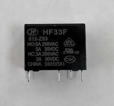 HF33F/012-ZS3    5 Pin    Röle