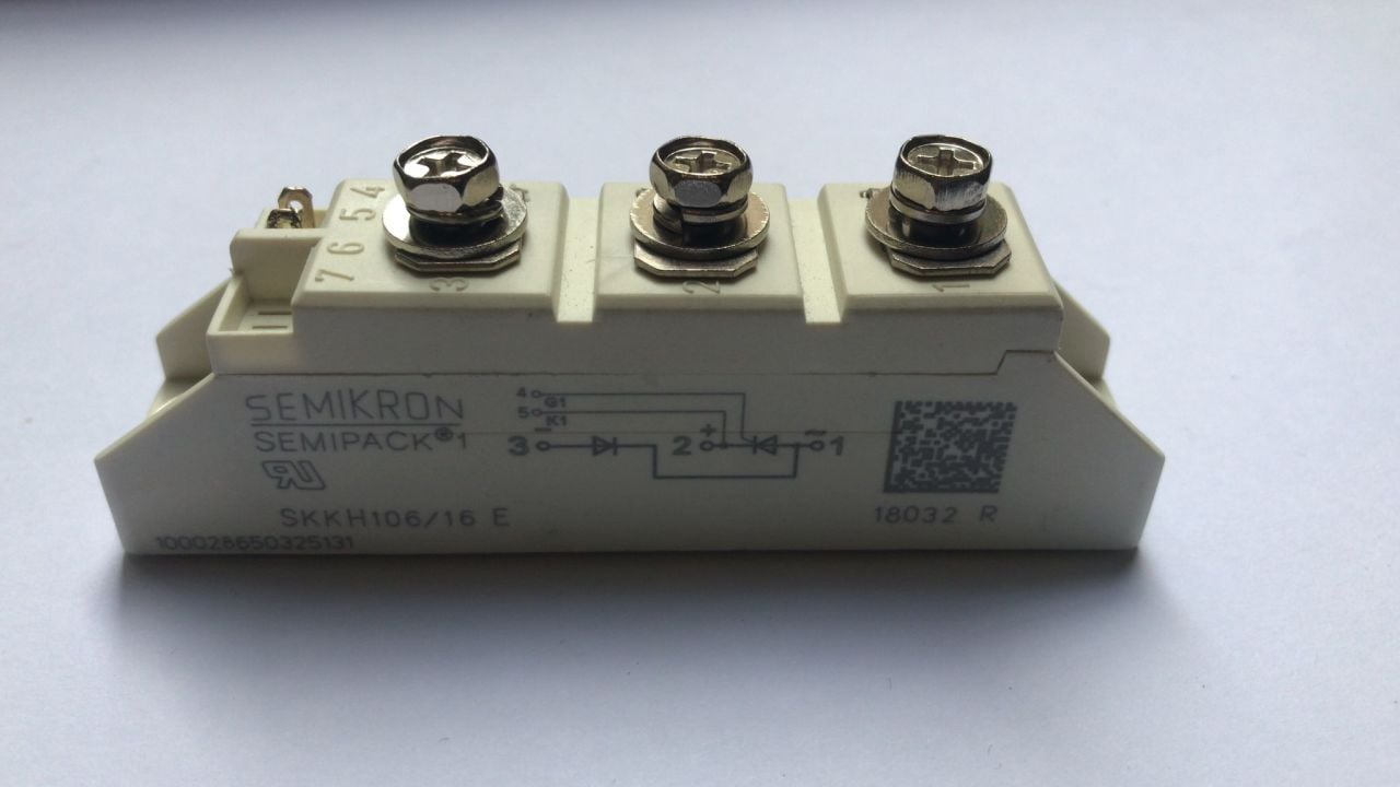 SKKH106/16E 106A 1600V THYRISTOR/DIODE MODULE