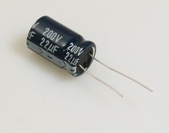 22UF 200V KONDANSATÖR