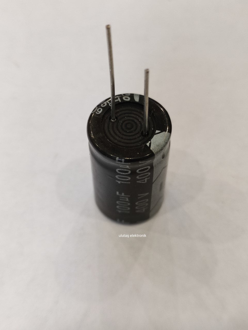 100UF 400V 105C 18X30 ELEKTROLİTİK ALÜMİNYUM KONDANSATÖR