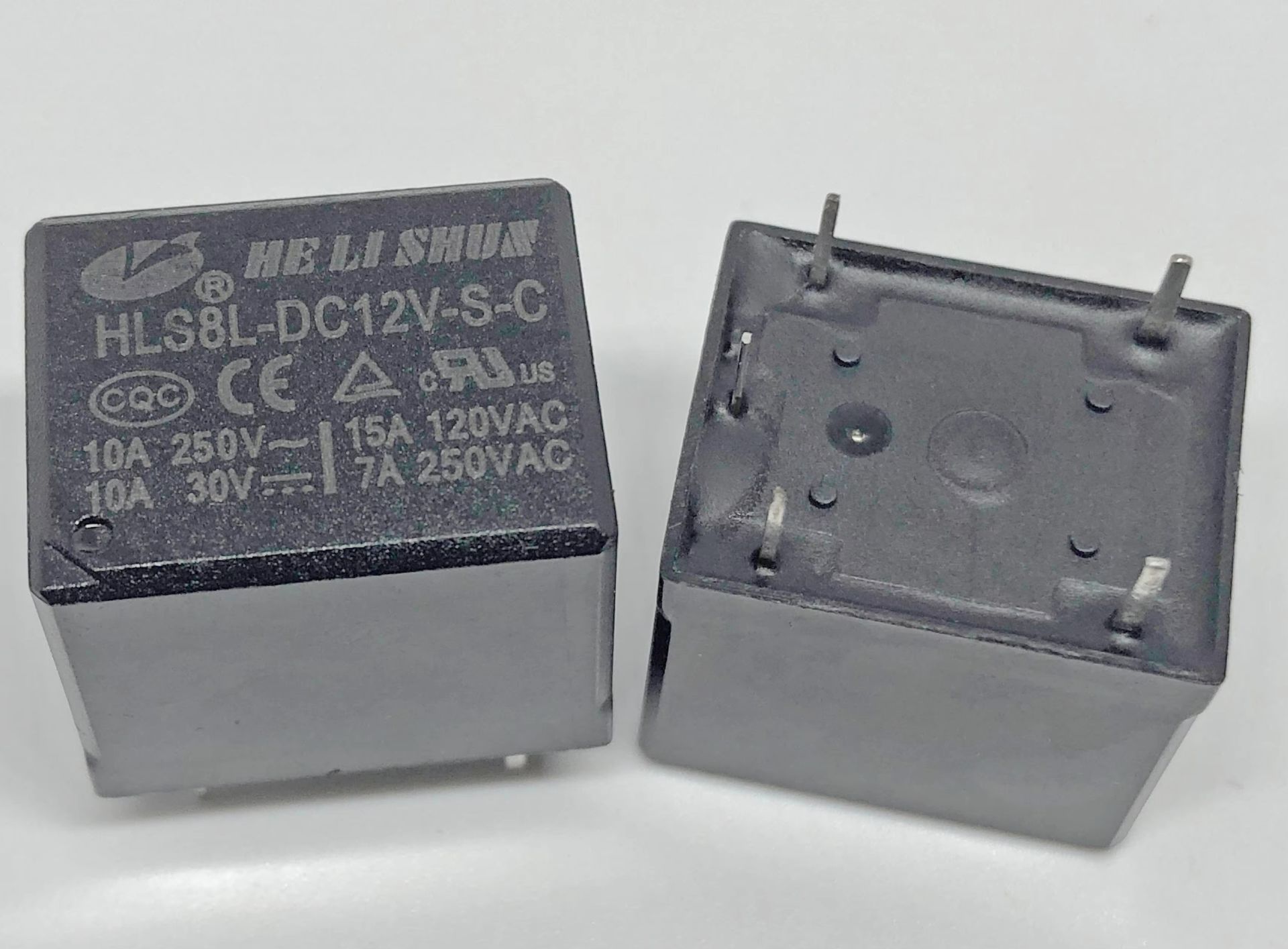 HLS8L-DC12V-S-C   10A 12V   5 PİN MİNYON SPOT RÖLE