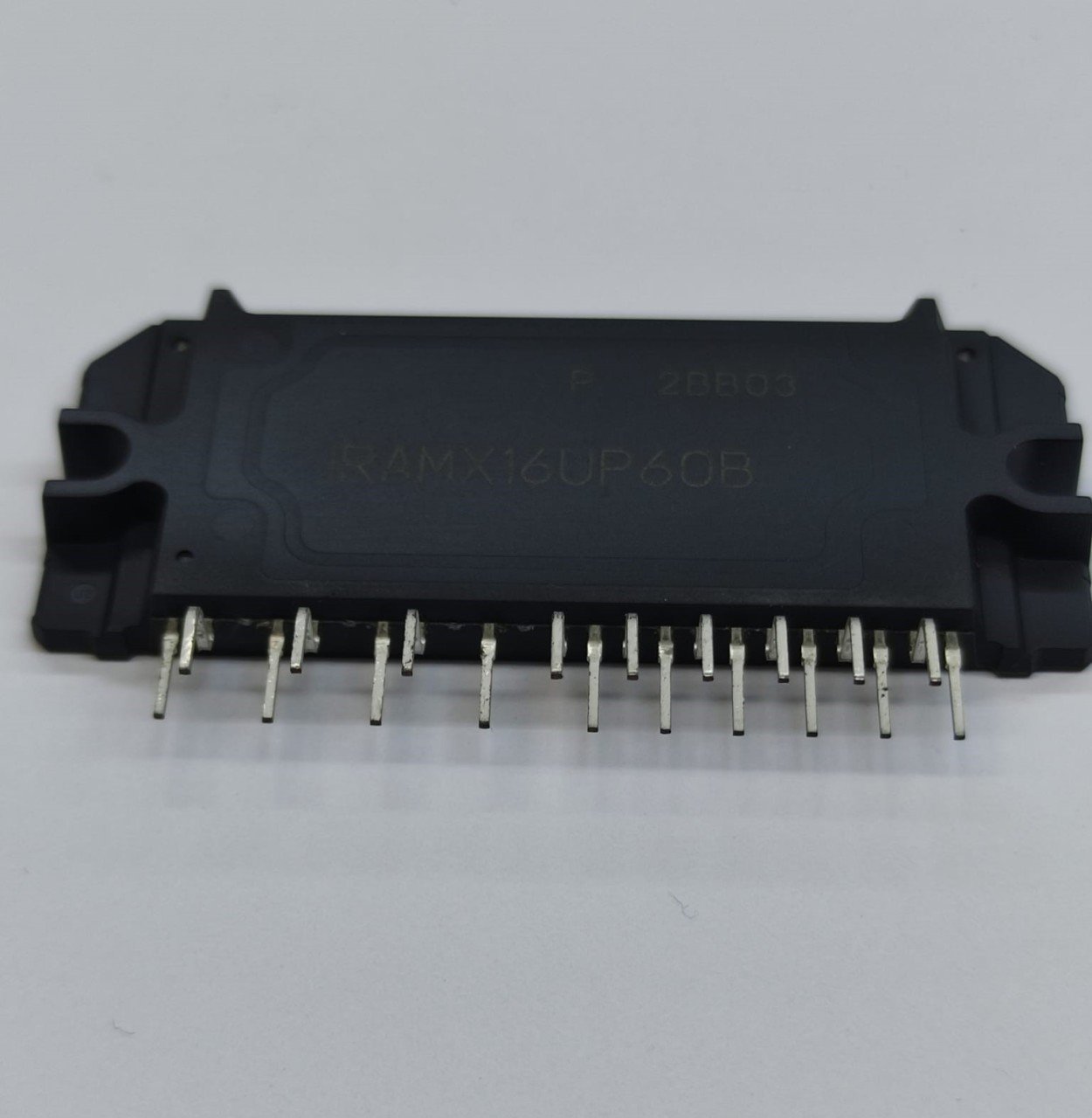 IRAMX16UP60B 16A 600V POWER MODULE