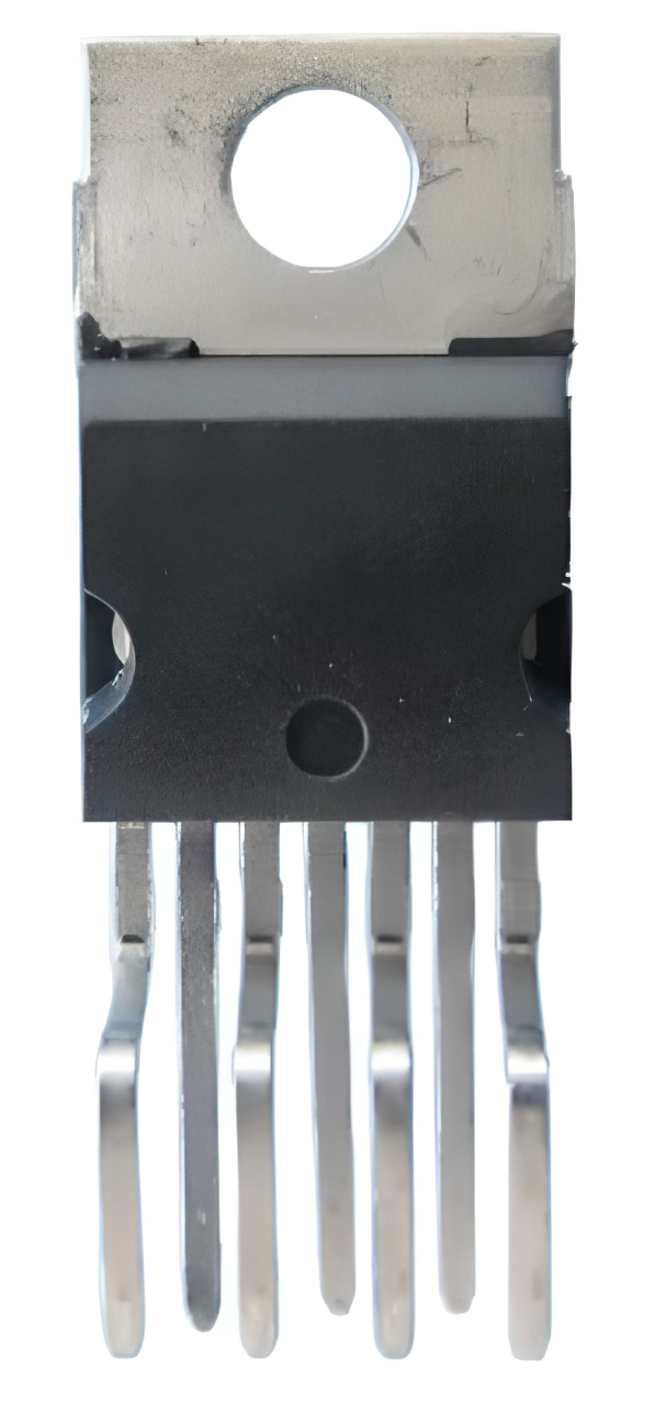 TDA8177F   HEPTAWATT-7   VIDEO AMPLIFIER IC