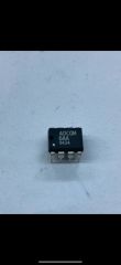 AD711JN - (6AA 9434)    PDIP-8    PRECISION AMPLIFIER IC
