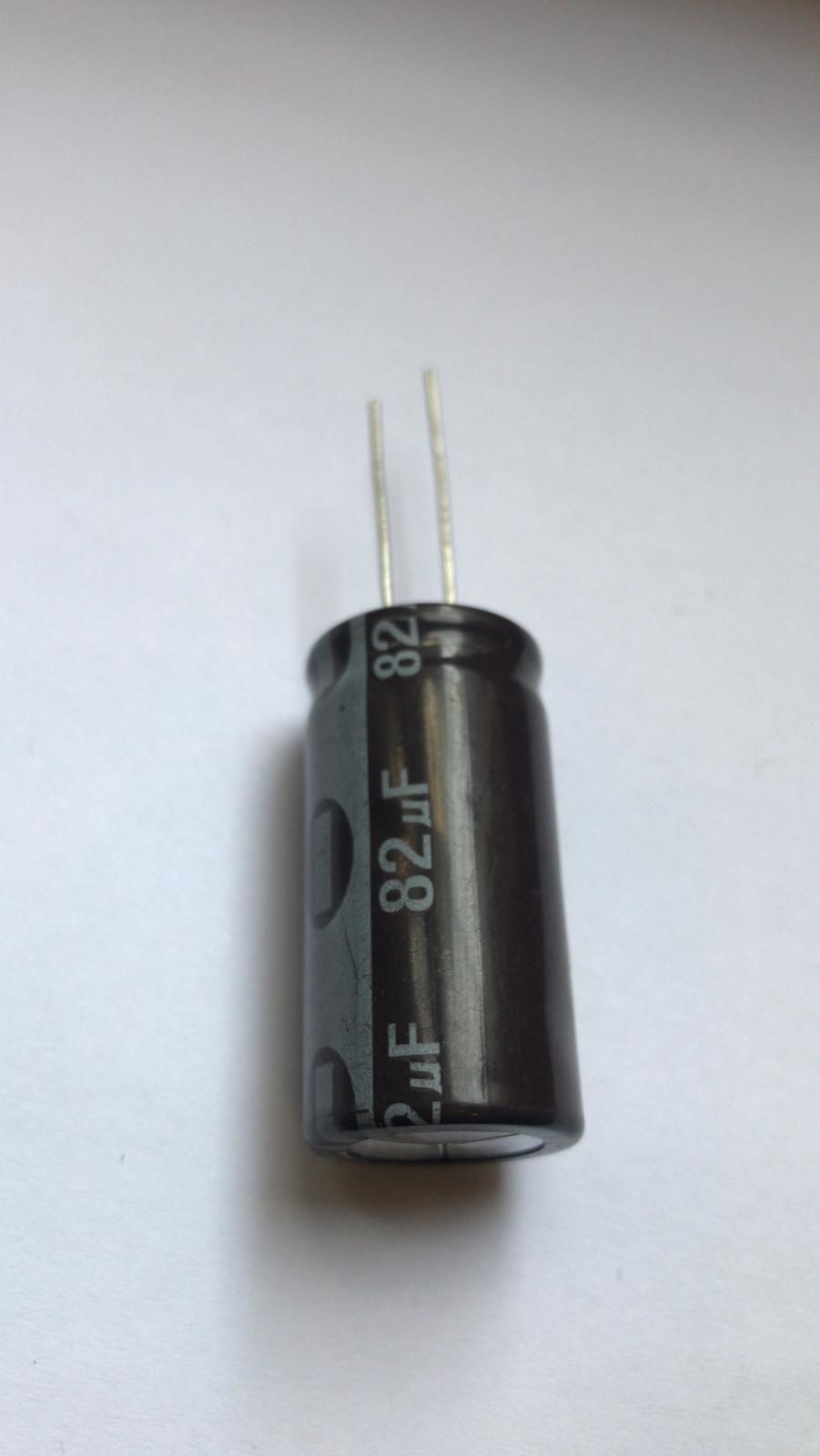 82UF 450V   105C 18X32   ELEKTROLİTİK ALÜMİNYUM KONDANSATÖR