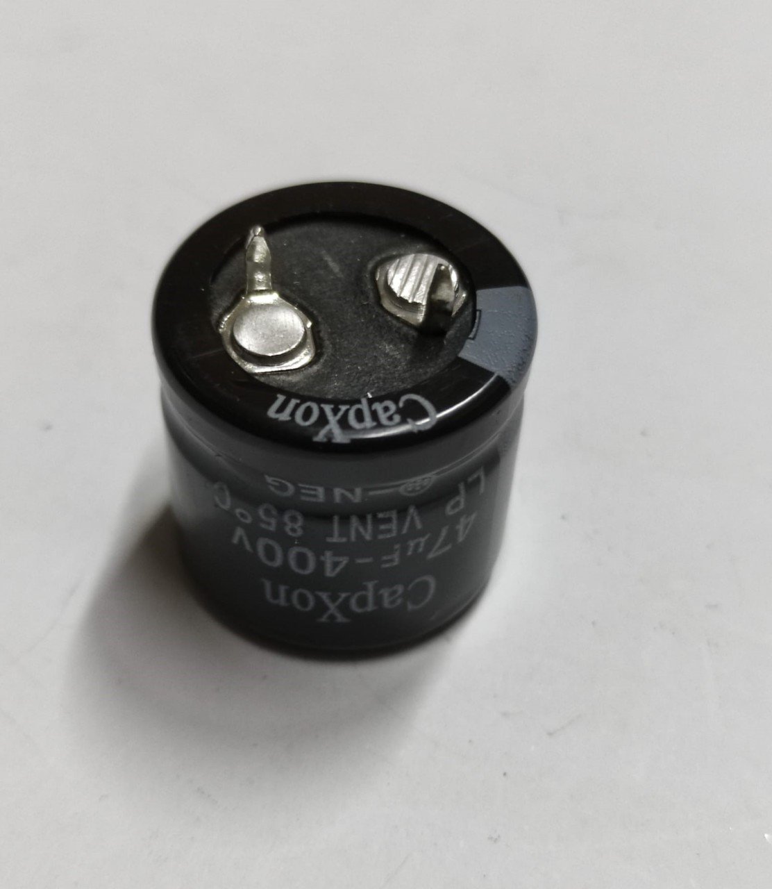 47UF 400V 85C 10X20 ALÜMİNYUM SNAP KONDANSATÖR