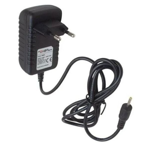 İNCE UÇ TABLET ADAPTÖRÜ 100-240V AC 50/60 HZ 5V DC 2000MA