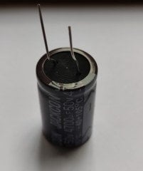 4700UF 50V 105C 22X36 ELEKTROLİTİK ALÜMİNYUM KONDANSATÖR