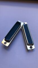 1034 25 Pin Lehim Tipi 25M Erkek İğne Bacak D-SUB Konnektör