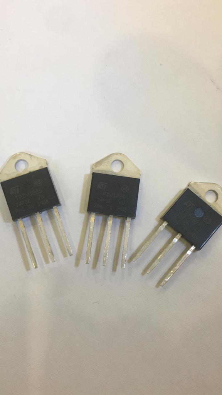 TPDV1225     TO-3P     1200V 25A    HIGH VOLTAGE TRIAC