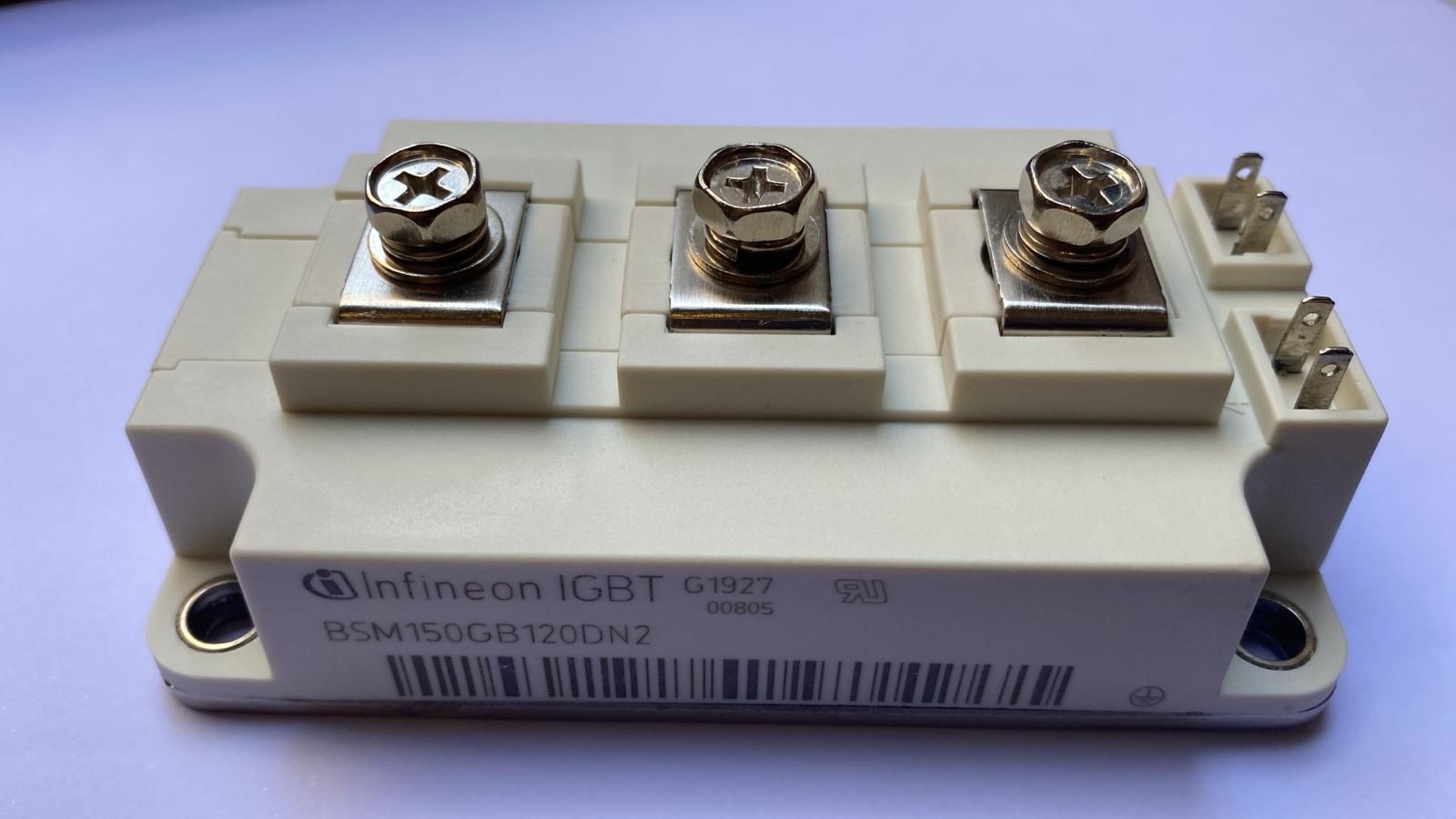 BSM150GB120DN24   HALF-BRIDGE 2   150A 1200V 1250W   IGBT MODULE
