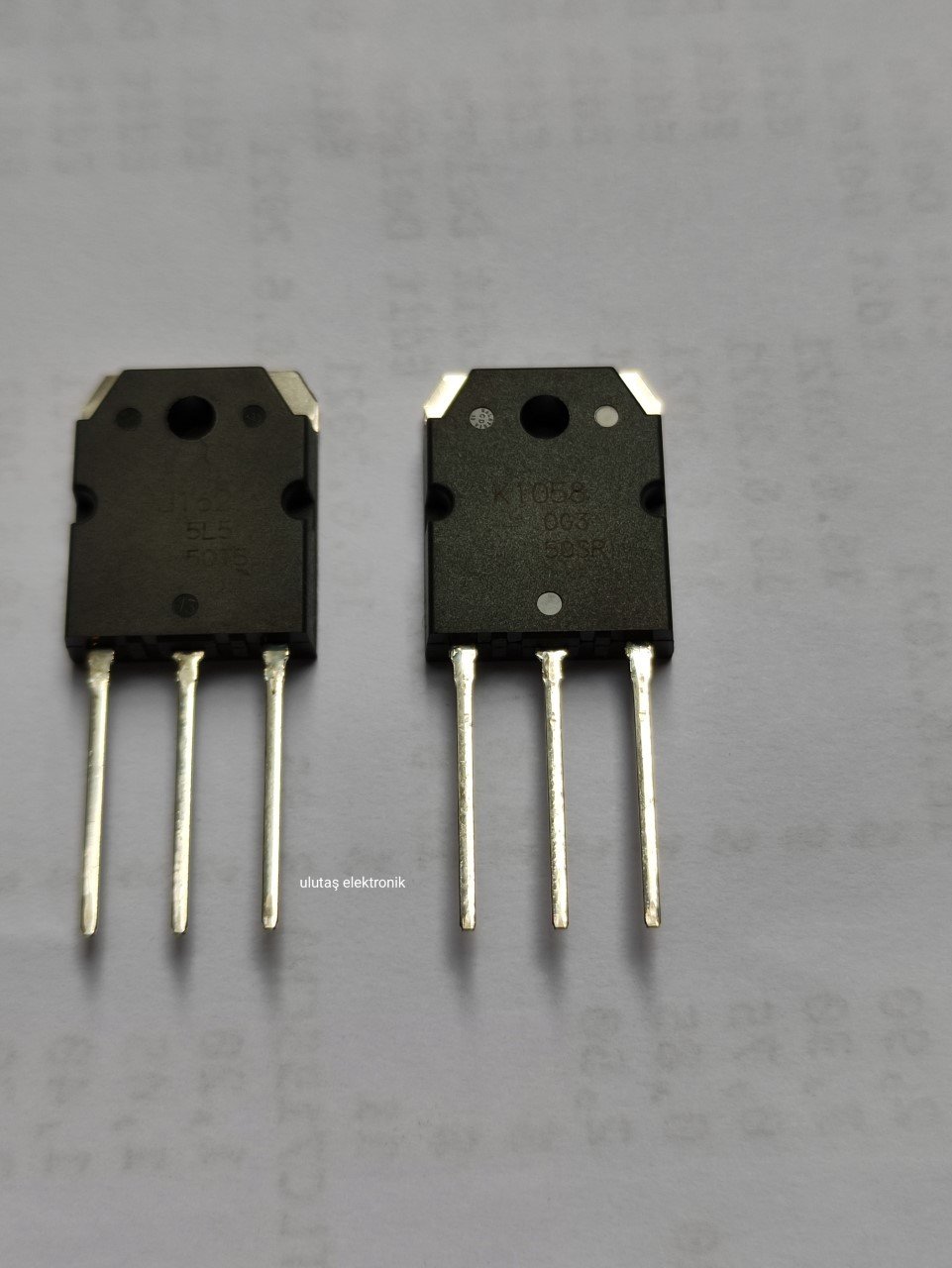 2SJ162    TO-3P     7A 160V    MOSFET