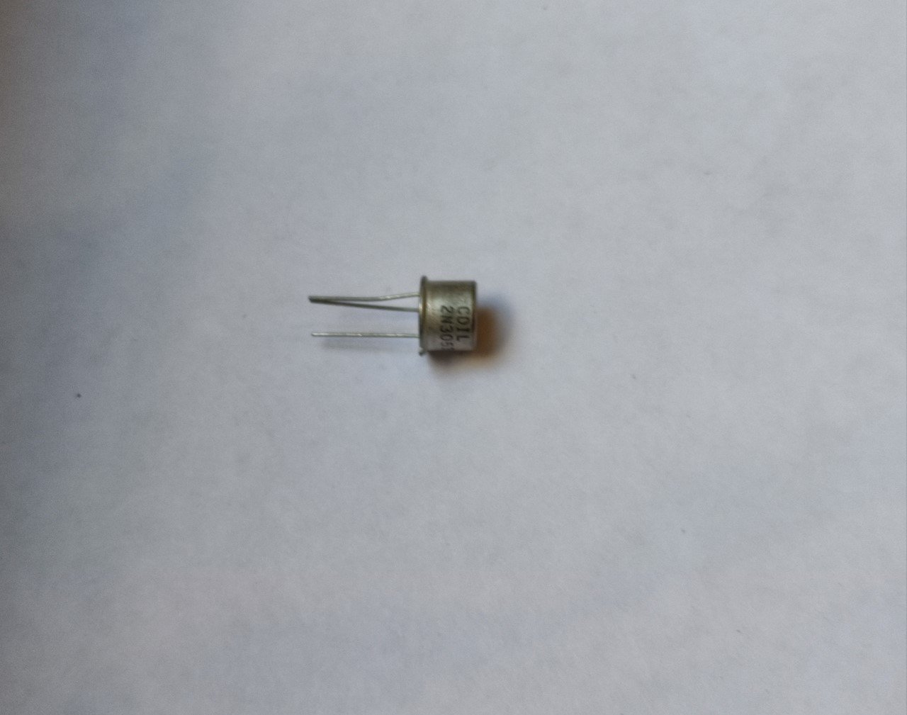 2N3053    TO-5     0.7A 60V    TRANSİSTÖR