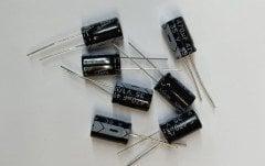 25 ADET - 470UF 35V 10X17 105C ELEKTROLİTİK ALÜMİNYUM KONDANSATÖR