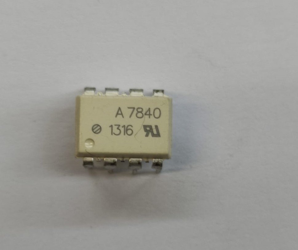HCPL-7840-000E - (A7840)   DIP-8   ISOLATION AMPLIFIER IC
