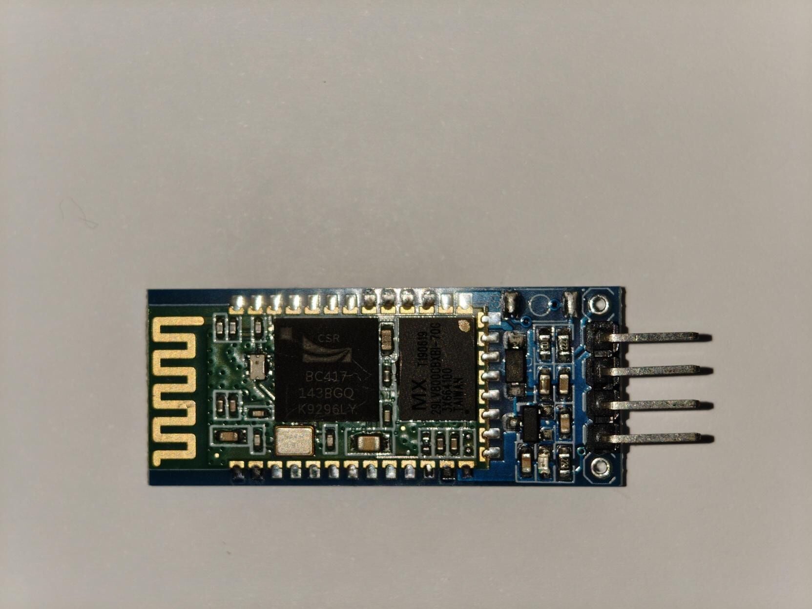 HC05 MASTER SLAVE ENTEGRE BLUETOOTH HC-05 SERIAL KABLOSUZ İLETİŞİM MODÜLÜ - 4 PİN BUTONLU - ONLİNE ÖZEL FİYAT