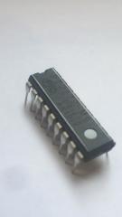 PT2272-M6      DIP-18       DECODER IC