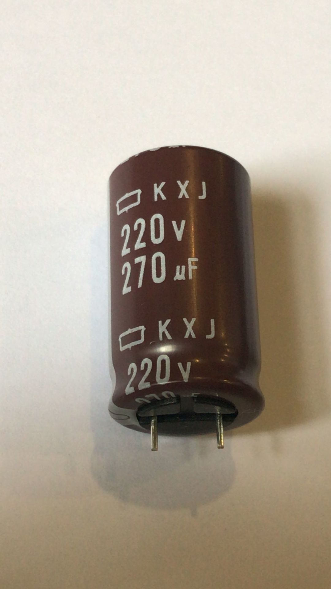 270UF 220V 105C 18X31.5 ALÜMİNYUM SNAP KONDANSATÖR