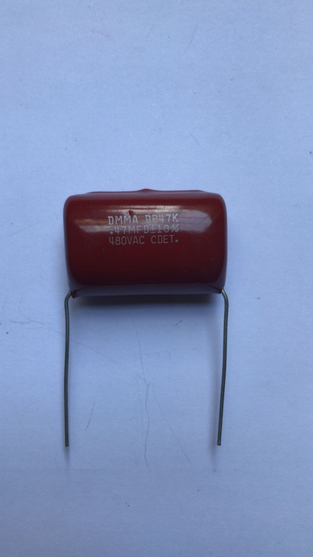 470NF 480V - (.47MFD 480VAC)   DAMLA TİP POLYESTER KONDANSATÖR